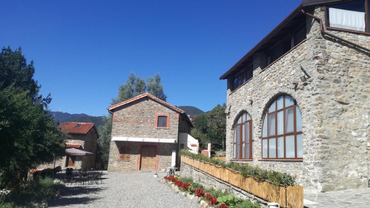 Agripodere Il Falco Pontremoli Exteriör bild